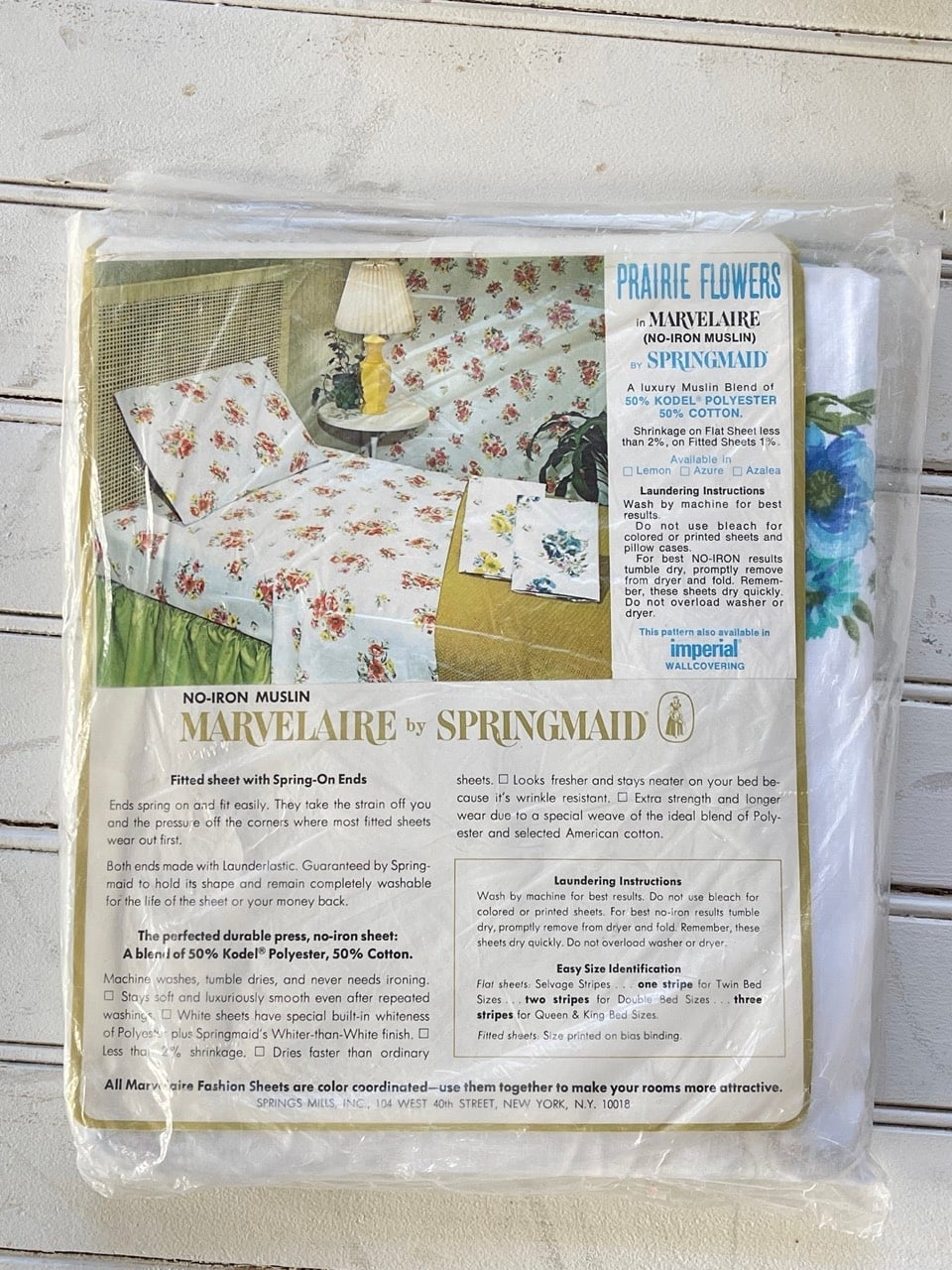 Back of Springmaid Marvelaire Prairie Flowers twin fitted sheet package